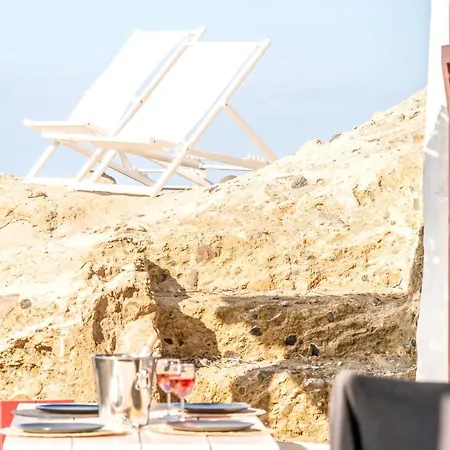 Aqua House * Pachaina