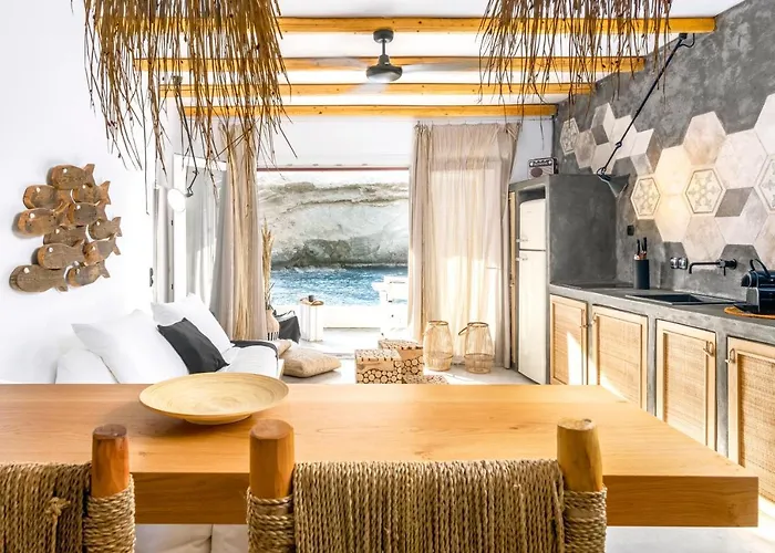 Aqua House * Pachaina